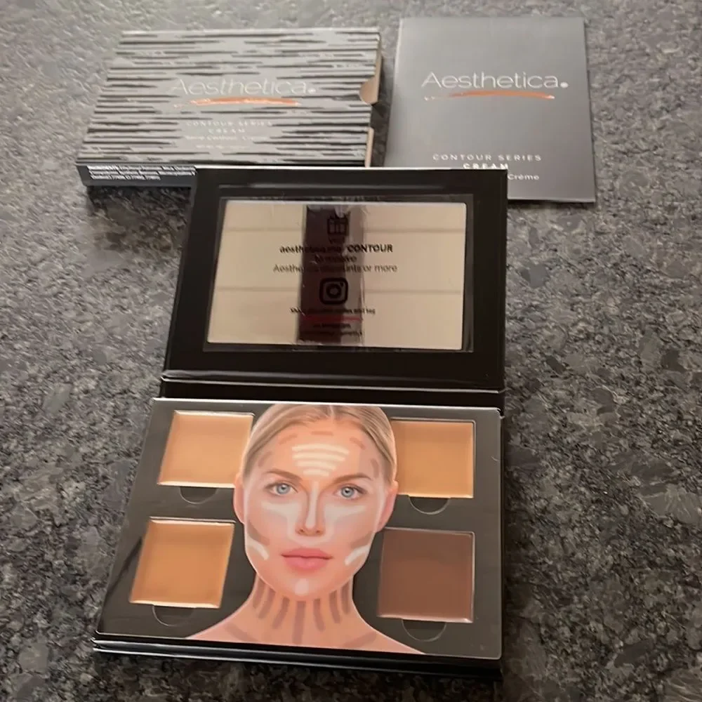 Aesthetica Contour Series Cream Palette comes with detailed instructions